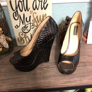 Brown snake skin, 4 inch wedge